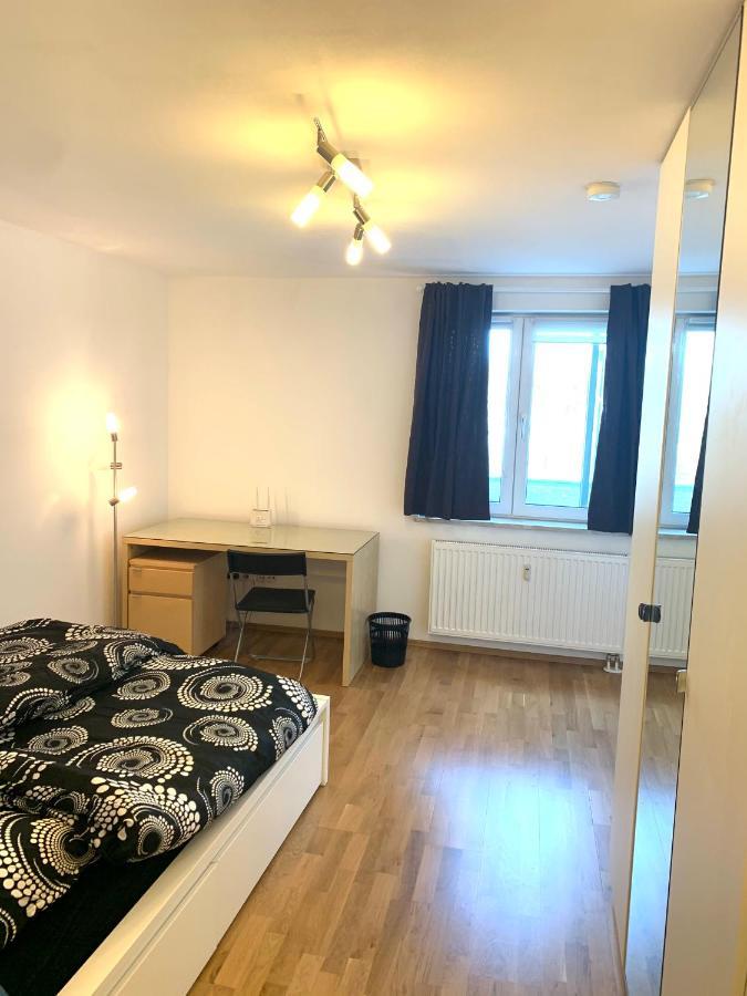 Cozy Flat , Near University , Wifi&Free Parking Ratisbona Exterior foto